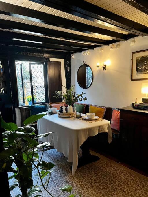 15Th Century Tiny Character Cottage-Henley Centre 외부 사진