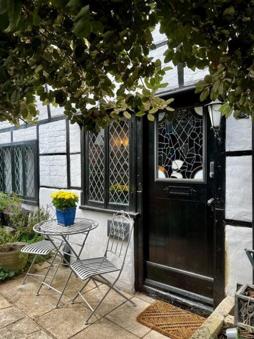 15Th Century Tiny Character Cottage-Henley Centre 외부 사진