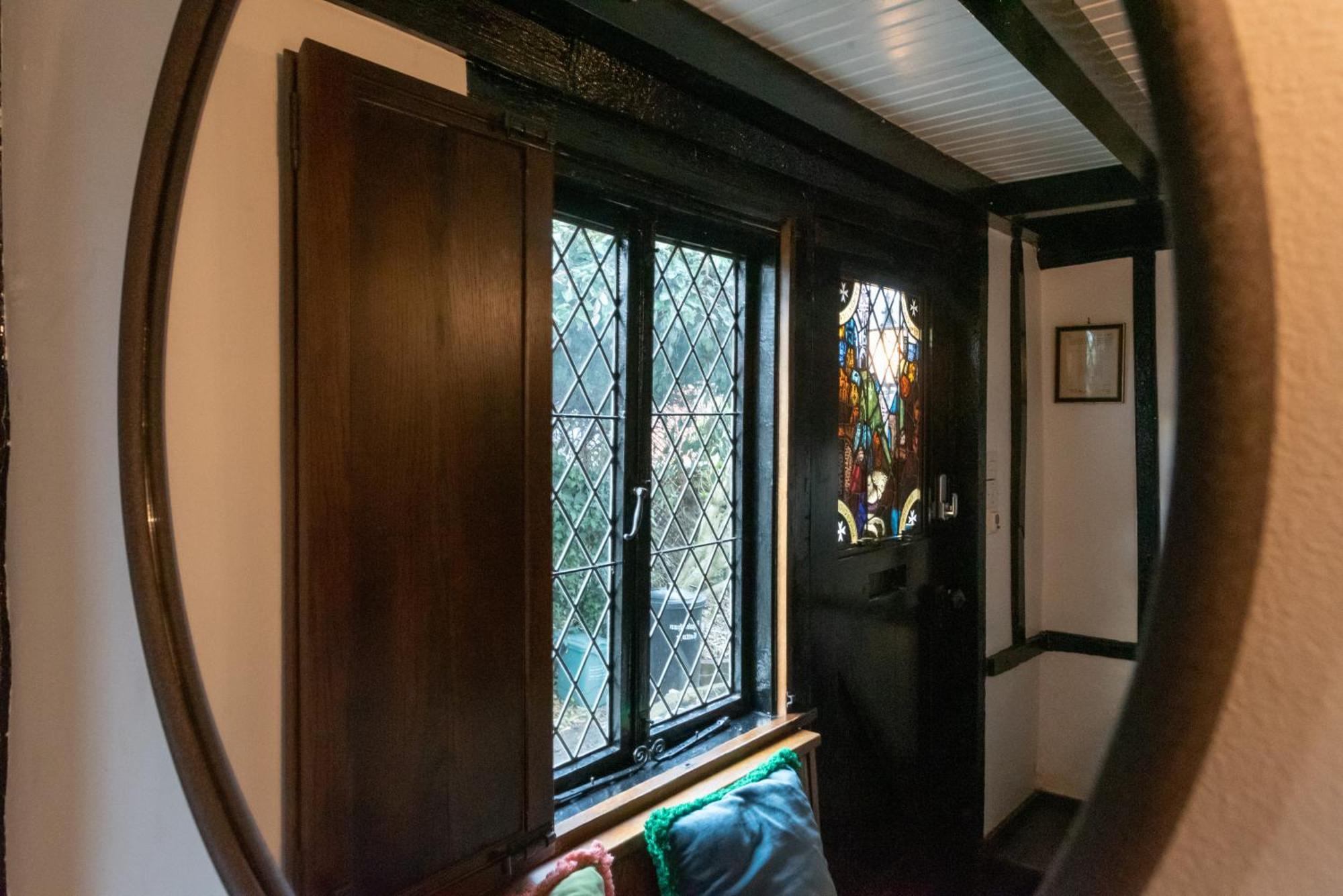 15Th Century Tiny Character Cottage-Henley Centre 외부 사진