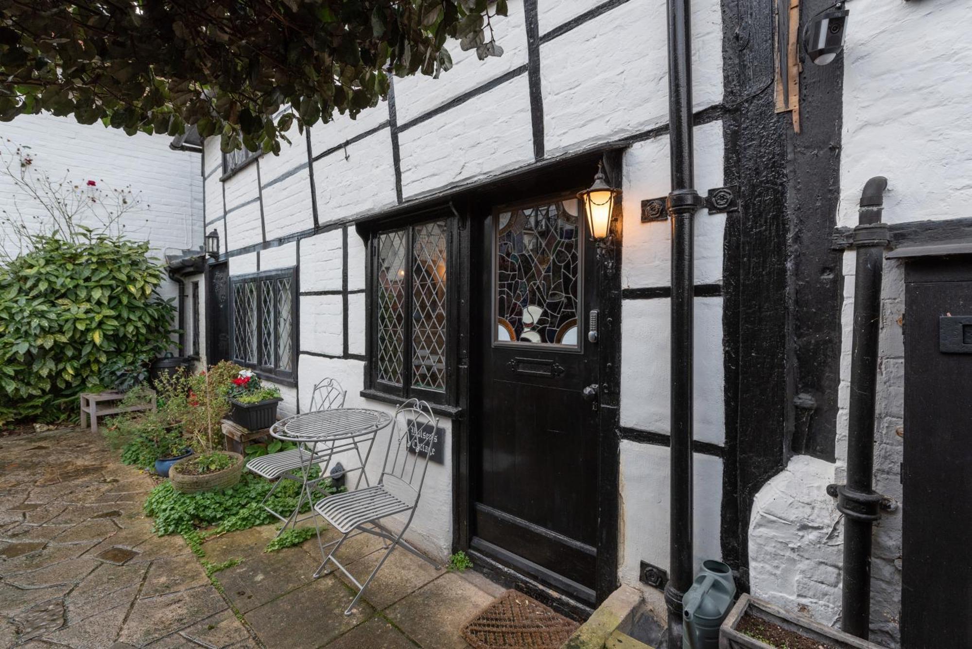 15Th Century Tiny Character Cottage-Henley Centre 외부 사진